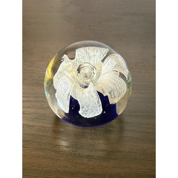 Art Glass Globe Orb Paperweight Cobalt Blue Orange Red Flower Controlled Bubble - Picture 1 of 5
